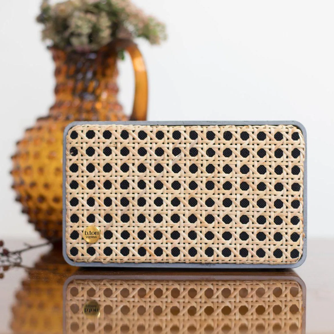 Anthracite Concrete Bluetooth Speaker