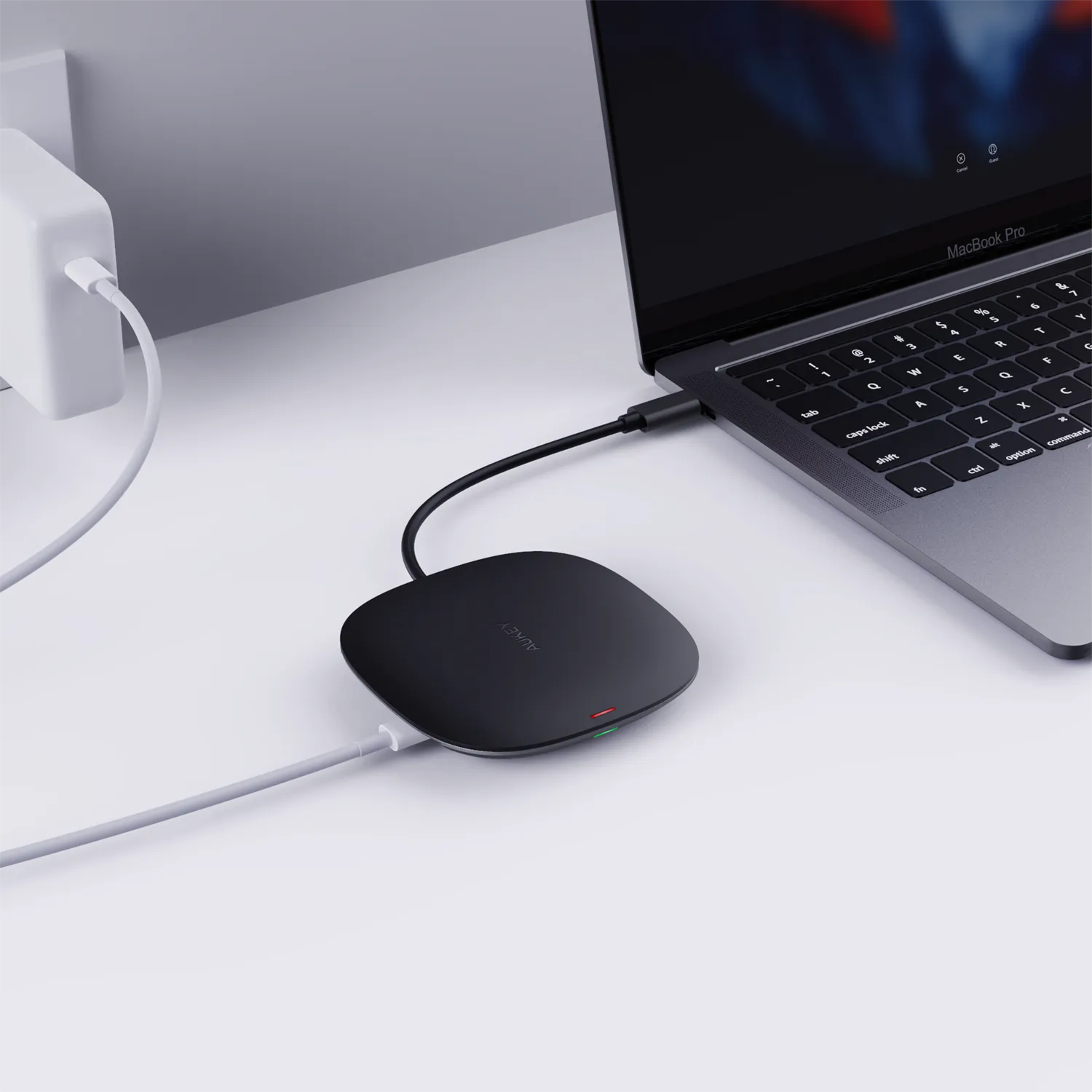 CB-C70 5-in-1 Unity Wireless Charging USB-C Hub