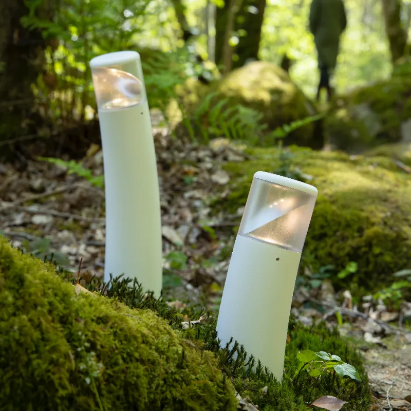 Curved Modern Bollard | Made in France