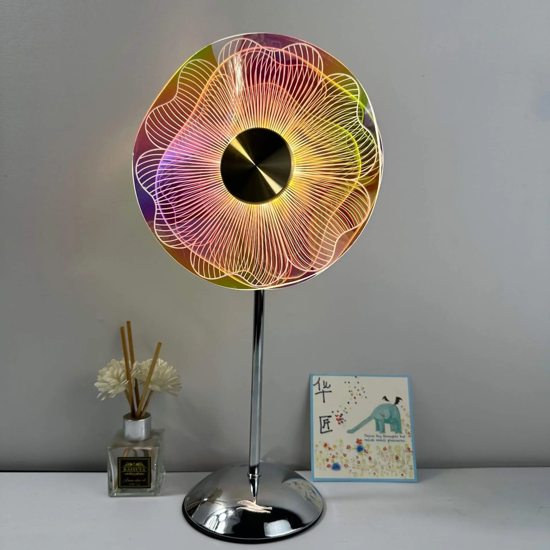 Modern Dazzling Flower Butterfly Metal Acrylic USB LED Table Lamp