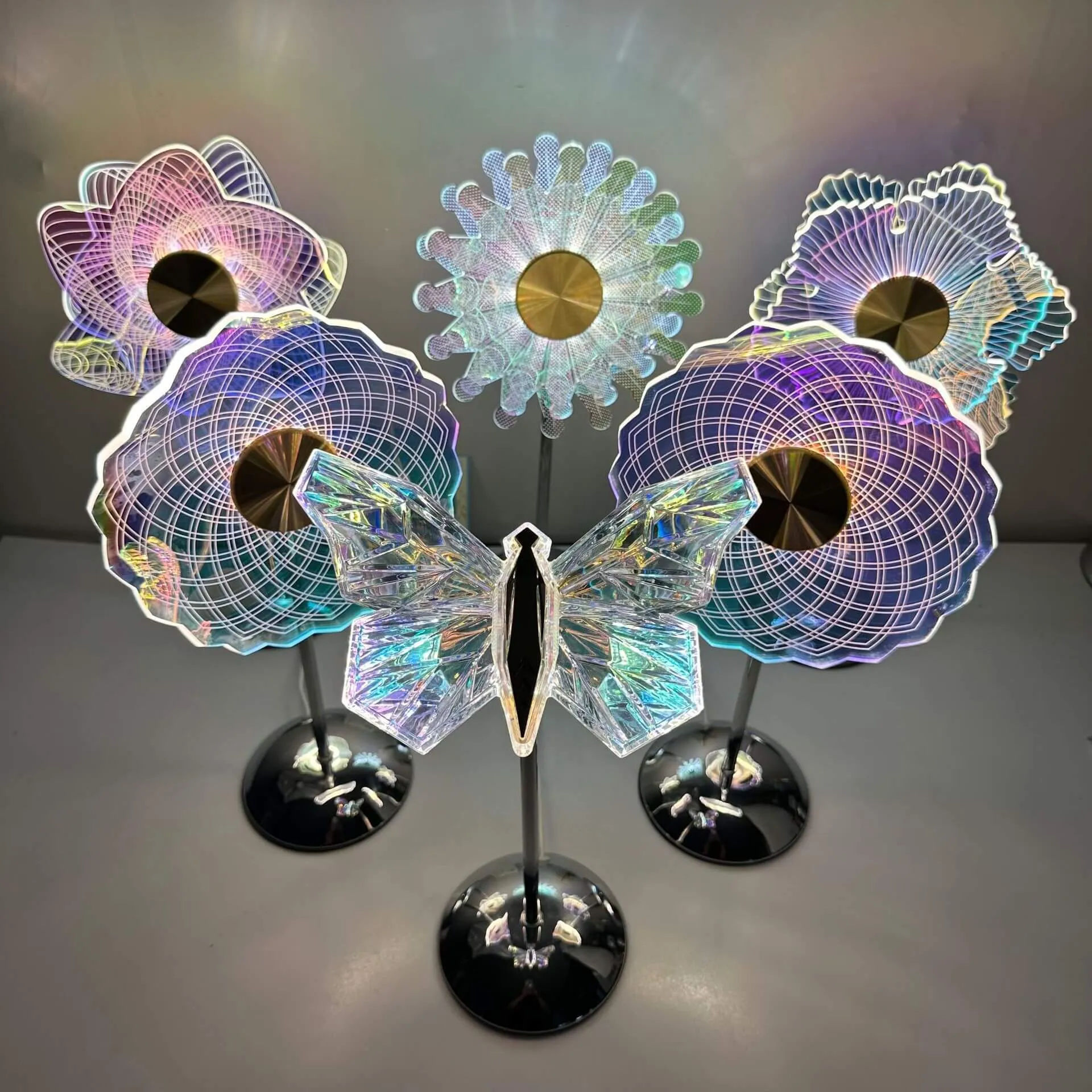 Modern Dazzling Flower Butterfly Metal Acrylic USB LED Table Lamp