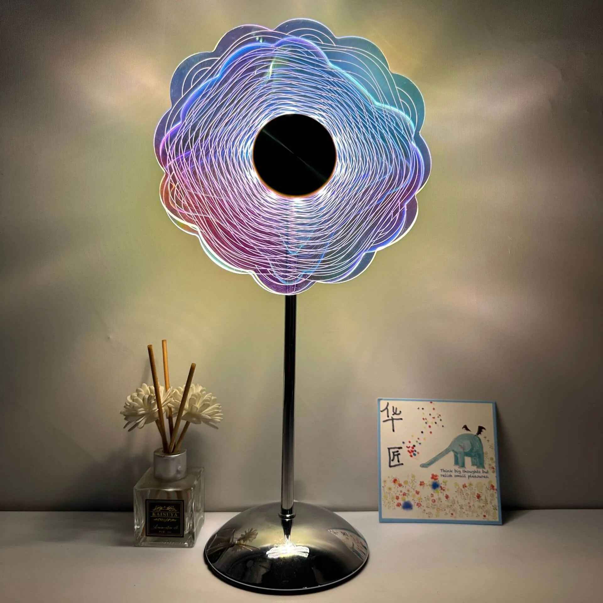 Modern Dazzling Flower Butterfly Metal Acrylic USB LED Table Lamp