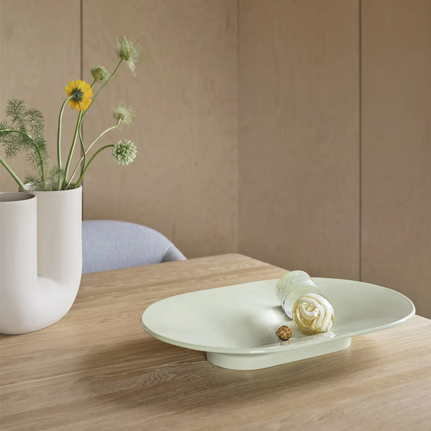 muuto | mere bowl 52x36cm | off white