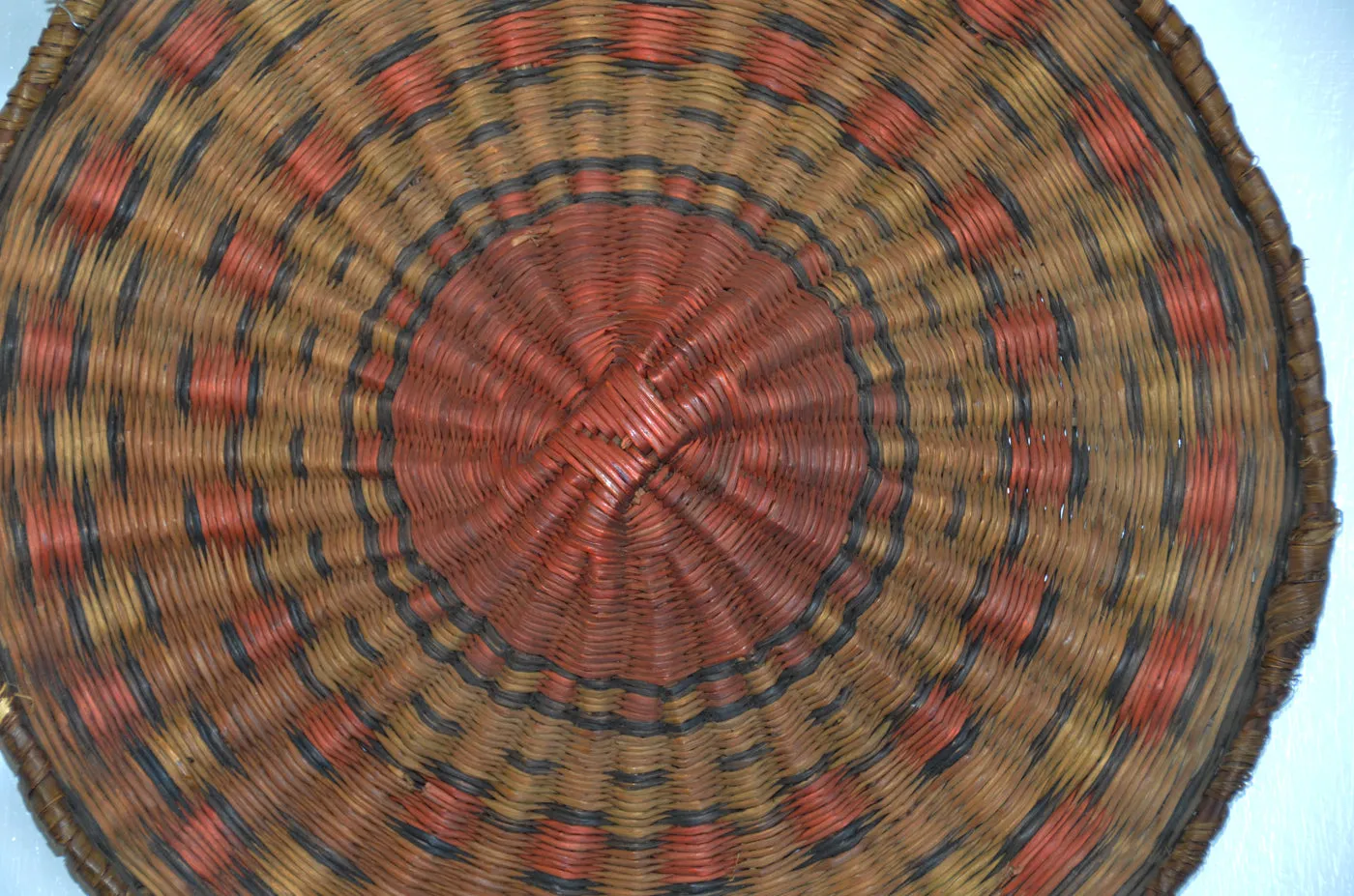 Native American Basket : Hopi Wicker Plaque : Basket 26