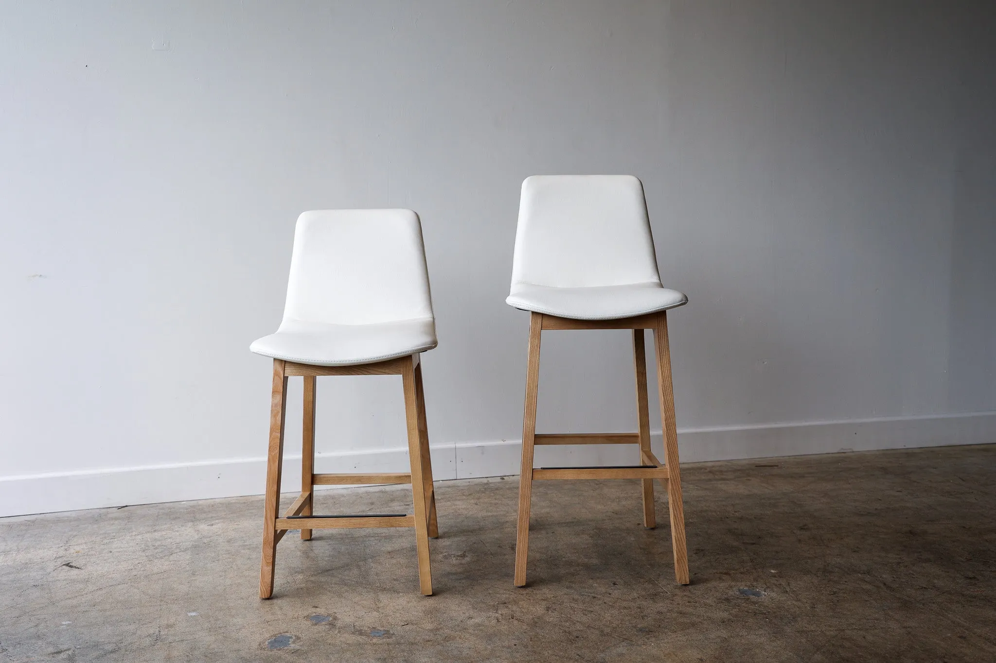 Noble Barstool