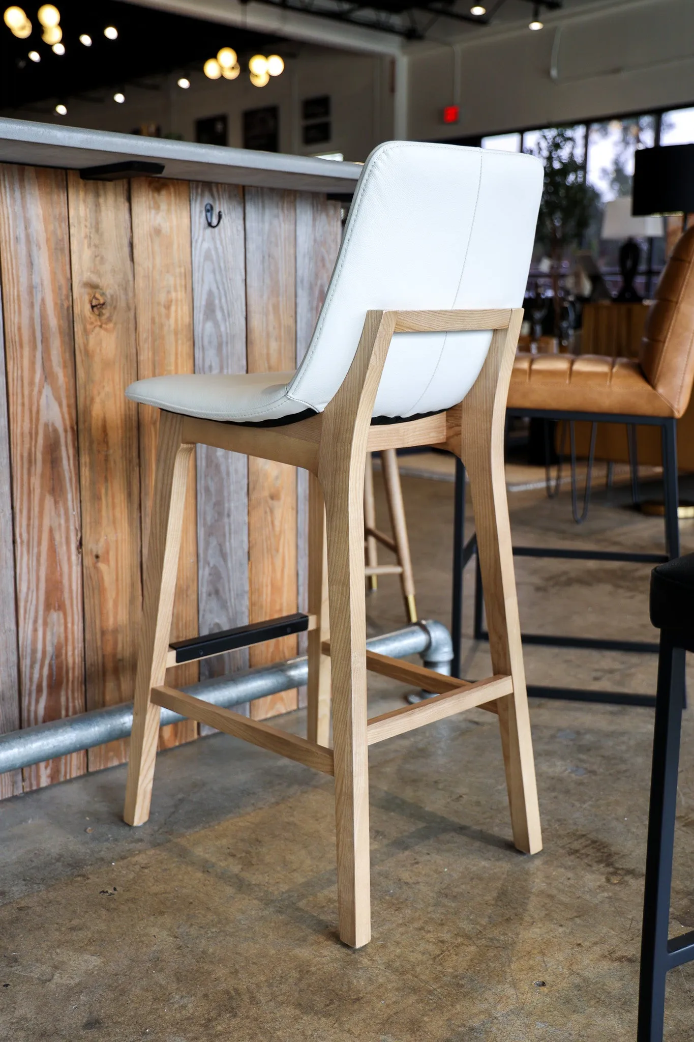 Noble Barstool