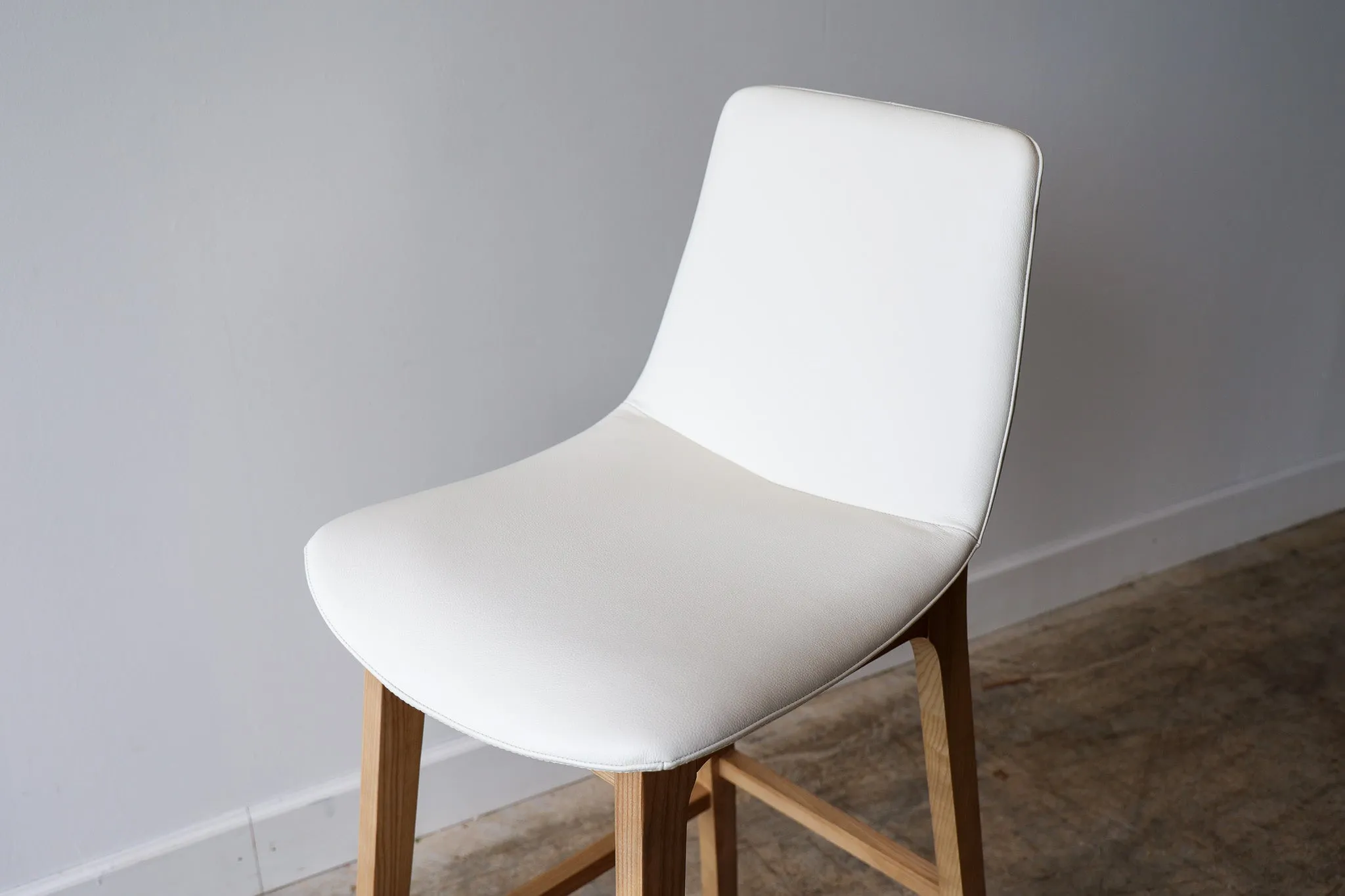 Noble Barstool