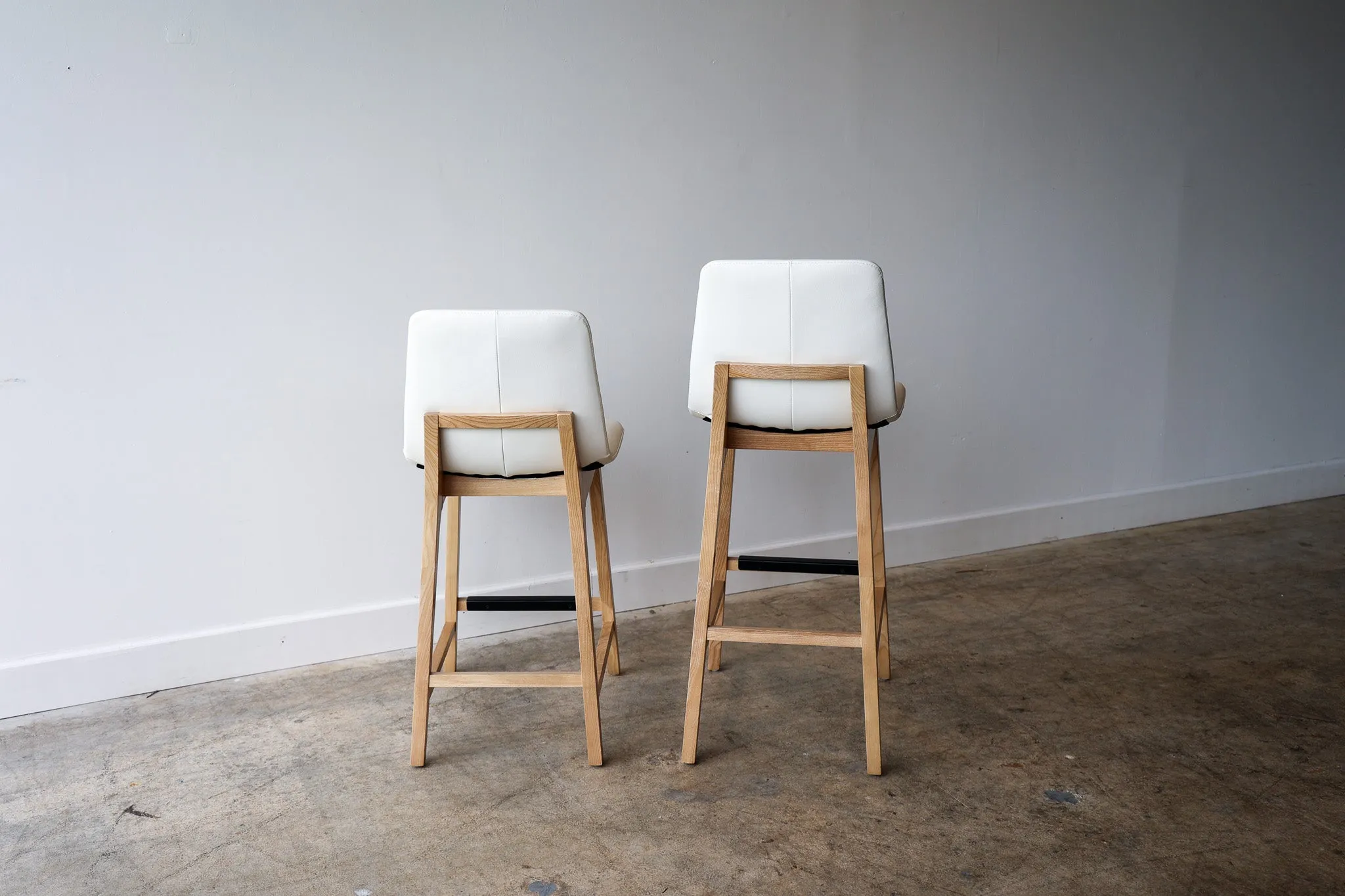 Noble Barstool