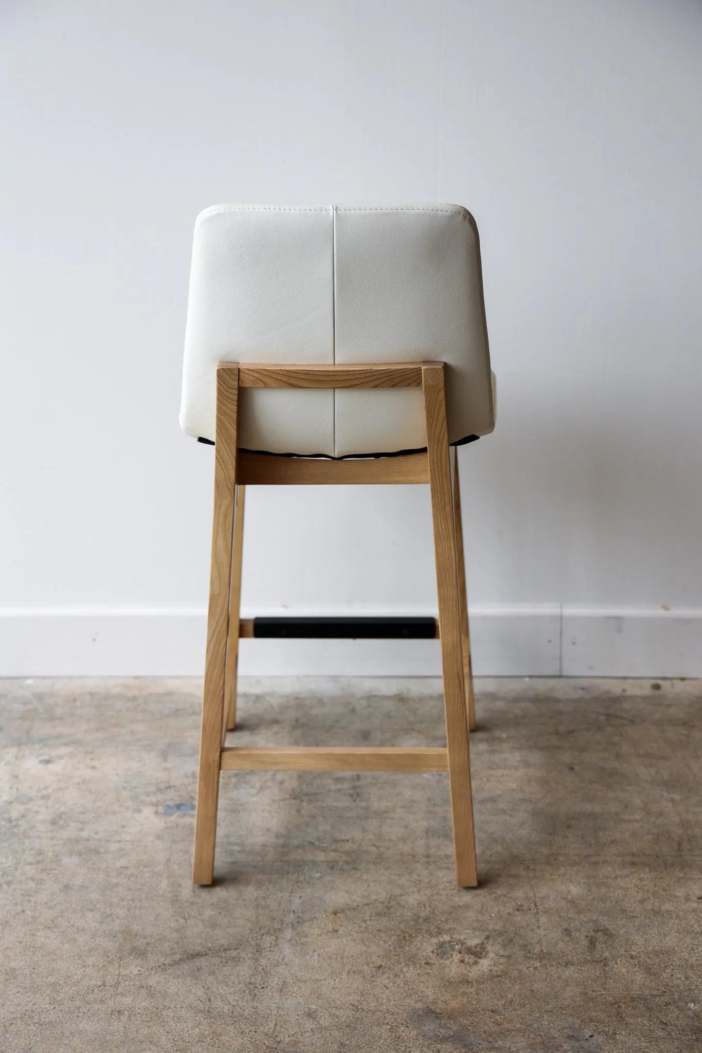 Noble Counter Stool