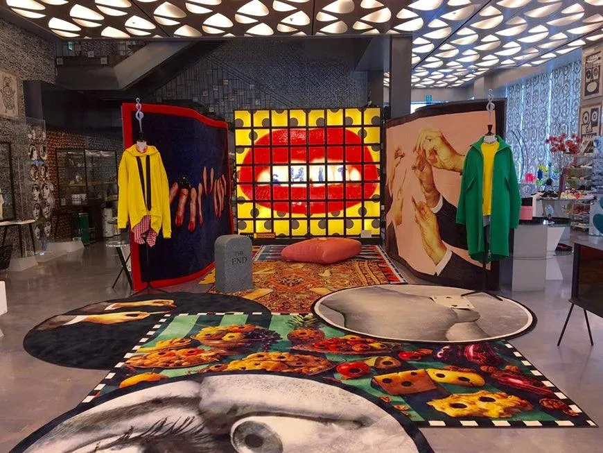 ROUND EYE&MOUTH carpet