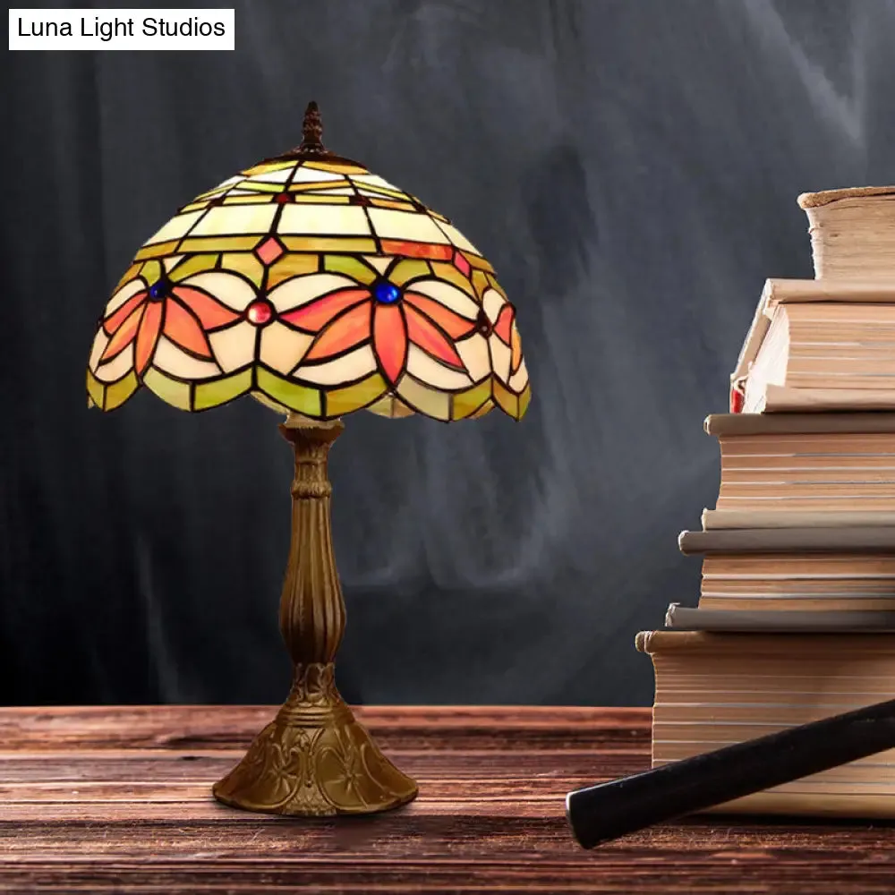 Samantha - Head 1 Head Dome Table Lamp Baroque Style Yellow/Green/Orange Stained Glass Nightstand Lamp with Leaf/Flower Pattern