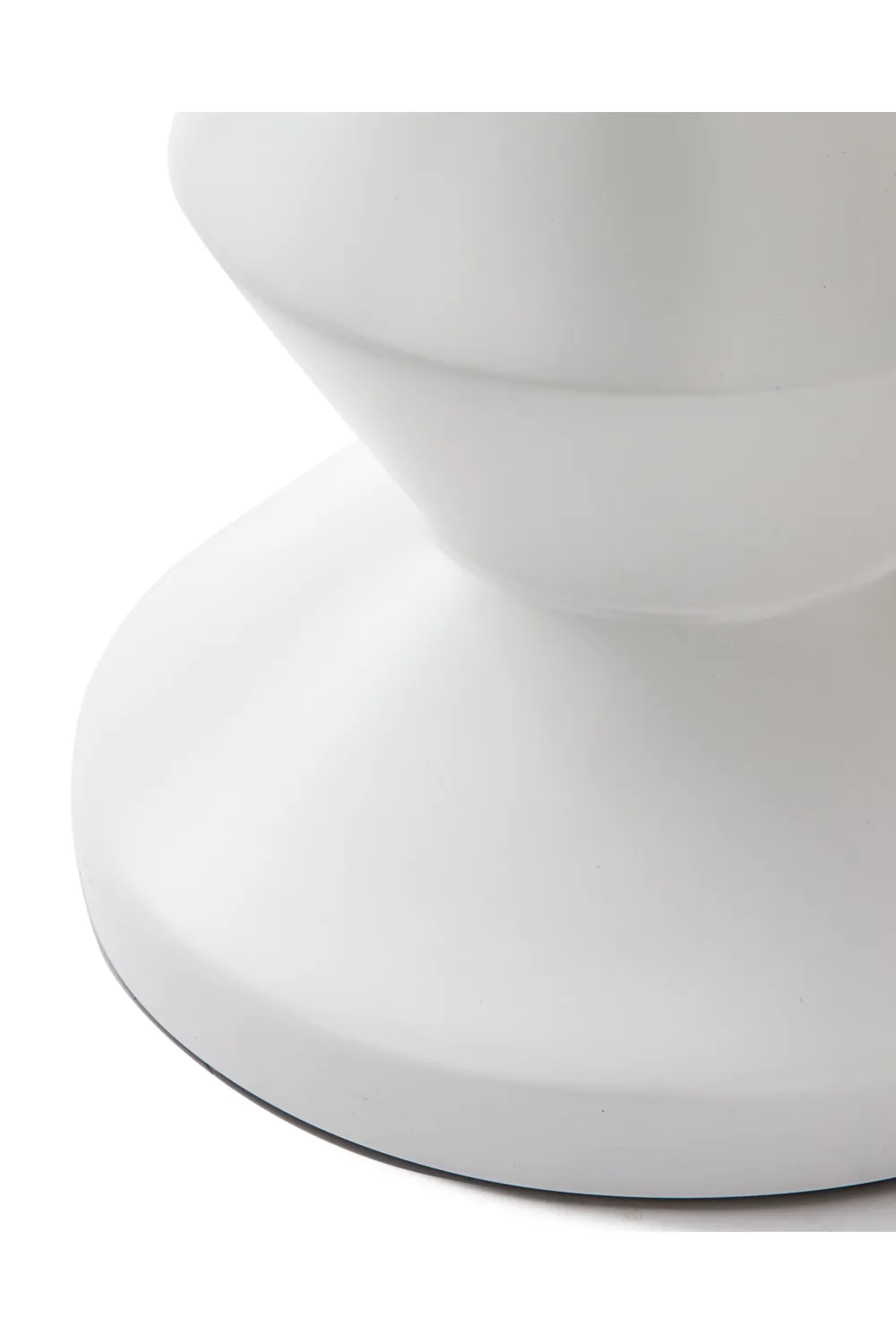 White Fiber Glass Outdoor Stool | Pols Potten Zig Zag