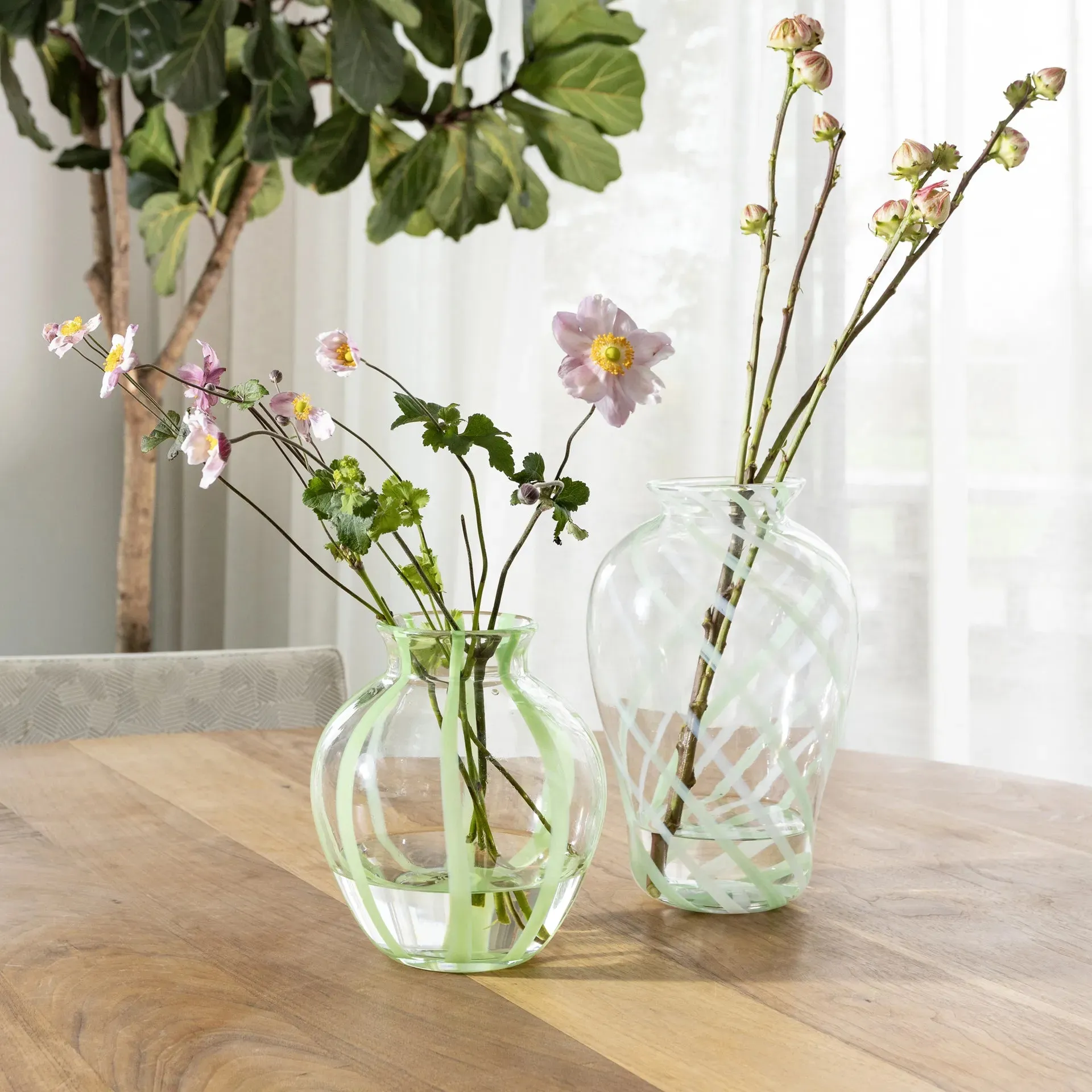 Yogu Stripe Vase (Green)